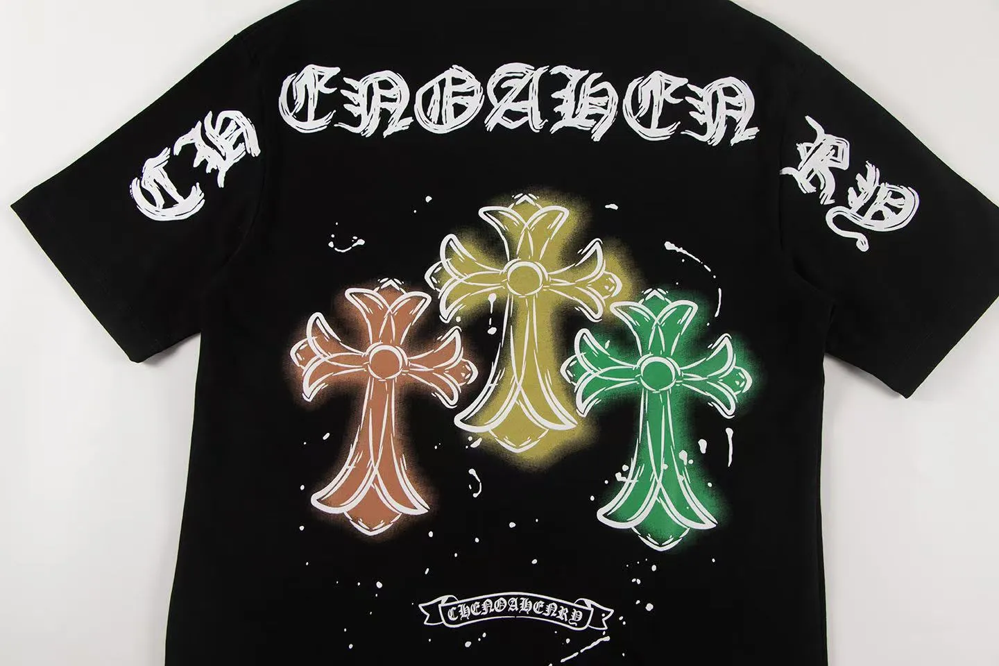🅿️160 Style: 2025 new Croix Heart short-sleeved T-shirt Material: High version 300g double yarn combed cotton Size: S～XL Color: Black Style number: Z016
